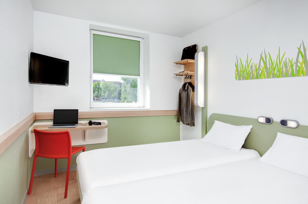 Ibis Budget Clermont Ferrand Centre Montferrand Clermont-Ferrand Exterior foto